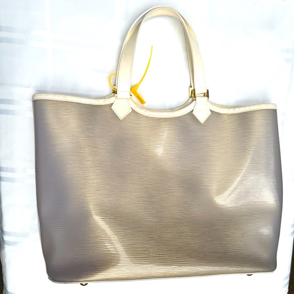 ❌SOLD❌  Louis Vuitton Epi Plage Clear Vinyl PVC & White Leather Tote Large - Picture 3 of 17